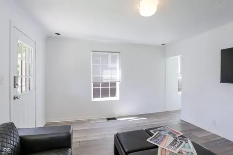 1202 Laurel Street Indianapolis IN 46203