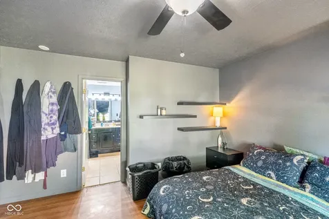 873 Queensgate Drive Greenwood IN 46143