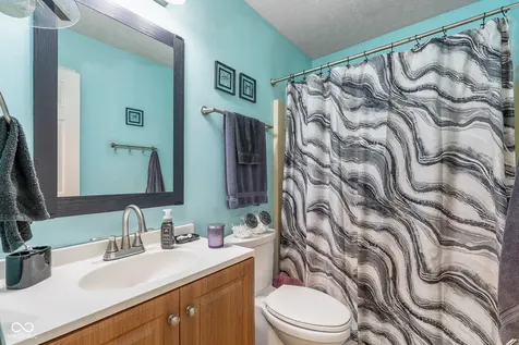 873 Queensgate Drive Greenwood IN 46143