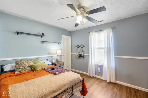873 Queensgate Drive Greenwood IN 46143