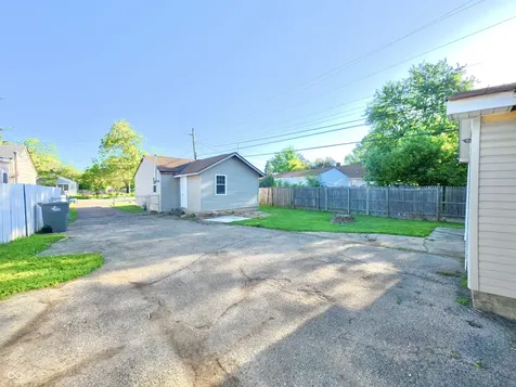 5230 Melrose Avenue Indianapolis IN 46241