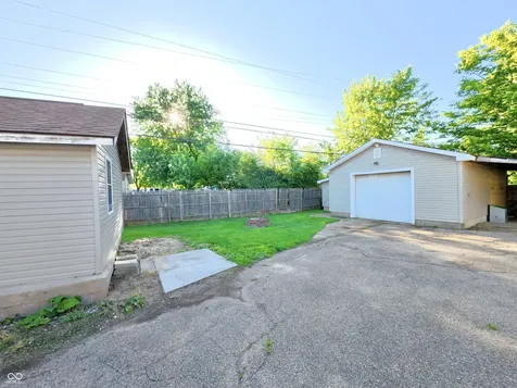5230 Melrose Avenue Indianapolis IN 46241