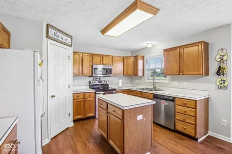 565 Yorktown Lane Avon IN 46123