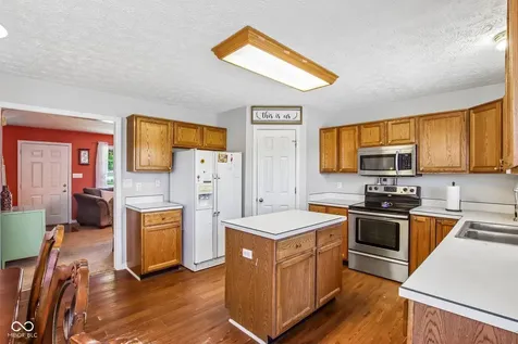 565 Yorktown Lane Avon IN 46123