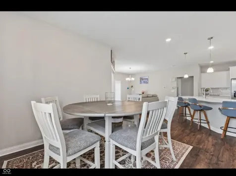 9073 Lieven Street Avon IN 46234