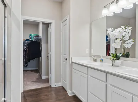 9073 Lieven Street Avon IN 46234