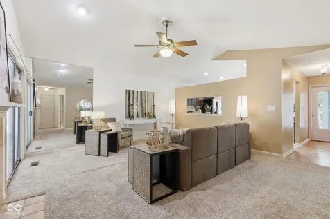 9139 N Park Avenue Indianapolis IN 46240