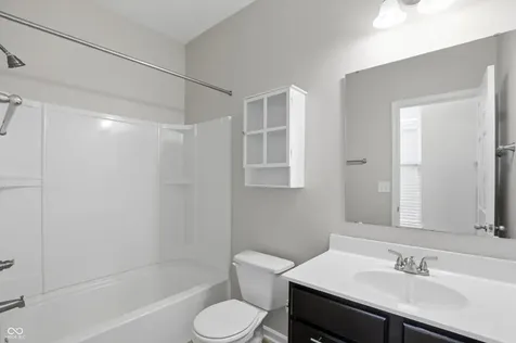 7068 Summer Oak Drive Noblesville IN 46062