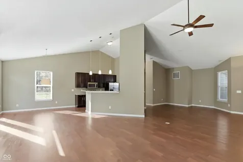 7068 Summer Oak Drive Noblesville IN 46062