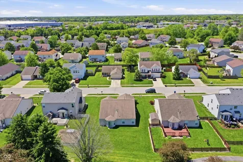 952 Pine Ridge Way Brownsburg IN 46112