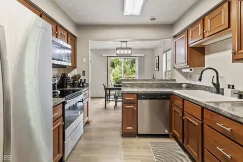 9532 Behner Lane Indianapolis IN 46250