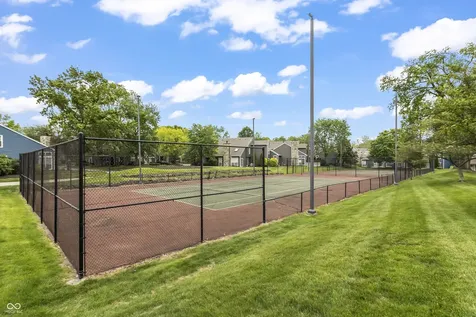 9532 Behner Lane Indianapolis IN 46250
