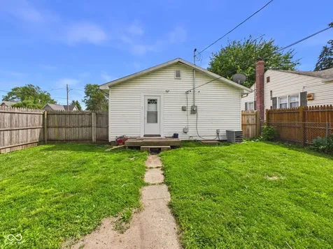 596 Christian Avenue Noblesville IN 46060