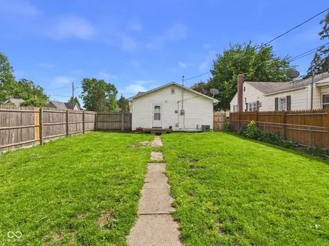 596 Christian Avenue Noblesville IN 46060