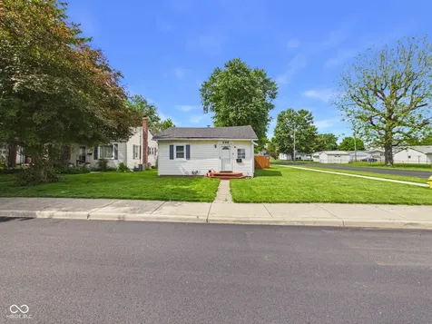 596 Christian Avenue Noblesville IN 46060