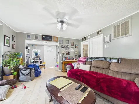 596 Christian Avenue Noblesville IN 46060