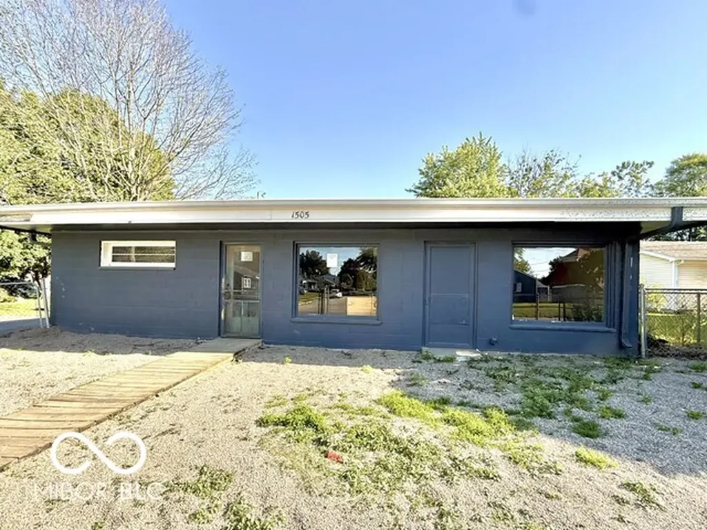 1505 E Wabash Avenue Crawfordsville IN 47933