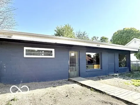 1505 E Wabash Avenue Crawfordsville IN 47933