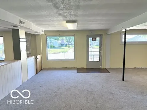 1505 E Wabash Avenue Crawfordsville IN 47933