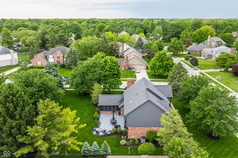 702 Palmer Drive Noblesville IN 46062