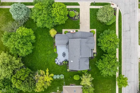 702 Palmer Drive Noblesville IN 46062