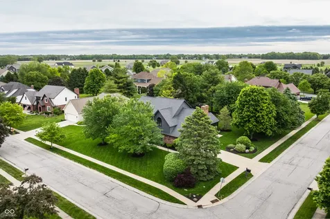 702 Palmer Drive Noblesville IN 46062