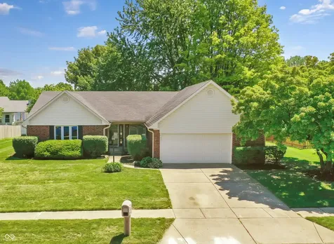 12559 Saksons Boulevard Fishers IN 46038