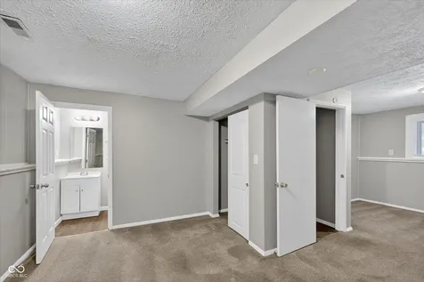 10322 Starview Drive Indianapolis IN 46229