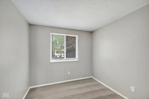 10322 Starview Drive Indianapolis IN 46229