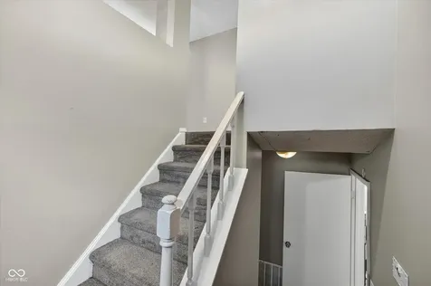 10322 Starview Drive Indianapolis IN 46229
