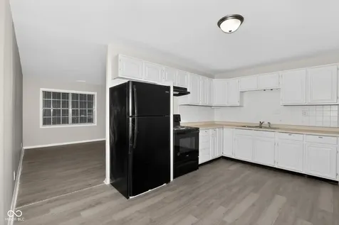 4066 Alsace Place Indianapolis IN 46226