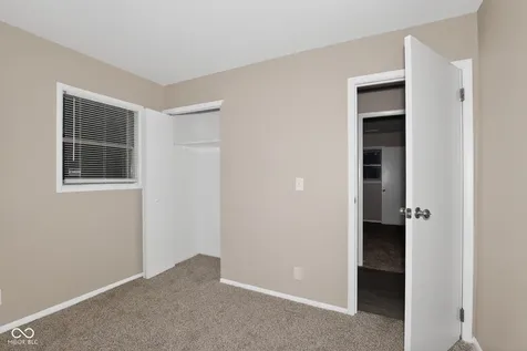 4066 Alsace Place Indianapolis IN 46226