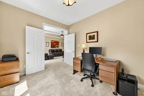 4685 Waters Edge Way Greenwood IN 46143