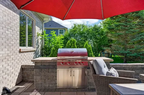 4685 Waters Edge Way Greenwood IN 46143