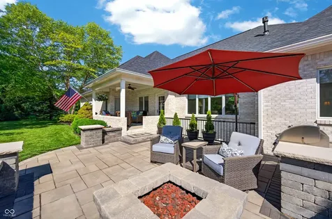 4685 Waters Edge Way Greenwood IN 46143