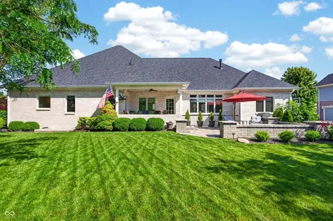 4685 Waters Edge Way Greenwood IN 46143