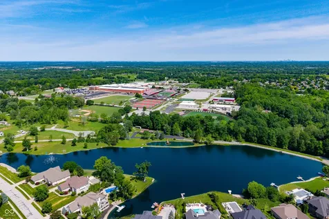 4685 Waters Edge Way Greenwood IN 46143