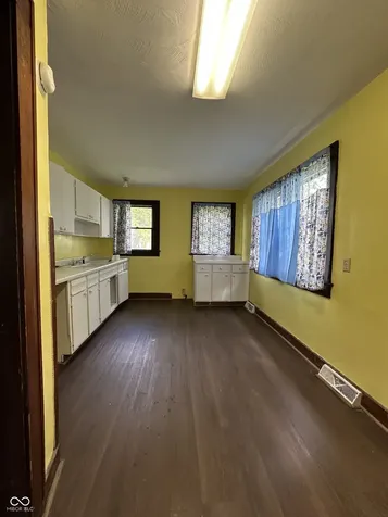 555 Woodrow Avenue Indianapolis IN 46241