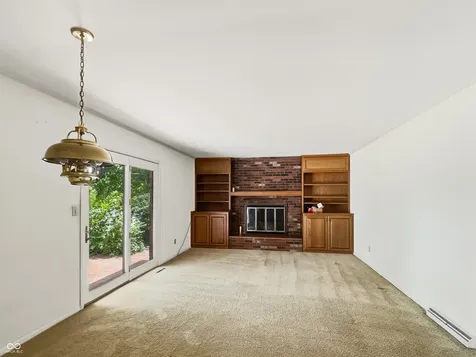 3810 Lakeside Drive Columbus IN 47203