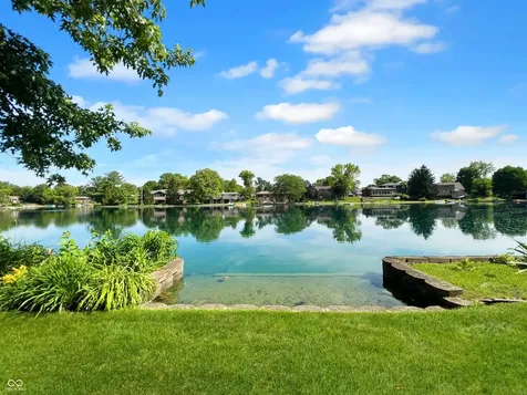 3810 Lakeside Drive Columbus IN 47203