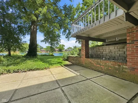 3810 Lakeside Drive Columbus IN 47203