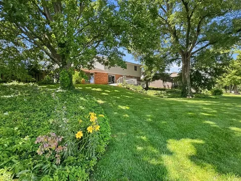 3810 Lakeside Drive Columbus IN 47203