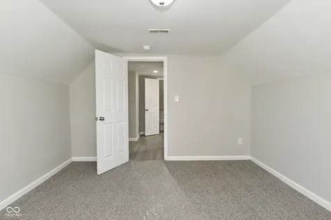 805 S 17th Street Elwood IN 46036