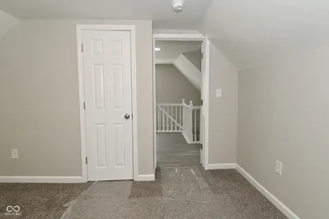 805 S 17th Street Elwood IN 46036