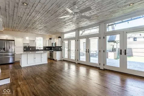 3164 Washington Boulevard Indianapolis IN 46205