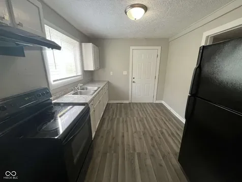 3020 S Roena Street Indianapolis IN 46241