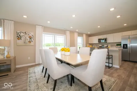 5897 Norfolk Row Greenwood IN 46143