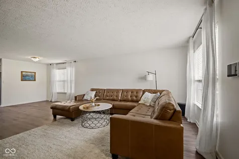 7622 Sergi Canyon Drive Indianapolis IN 46217