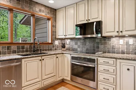 7215 Lion Drive Nineveh IN 46164