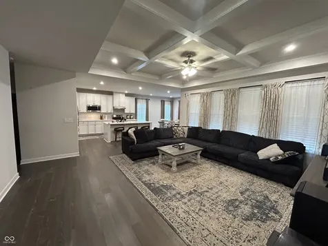 298 Larimar Drive Whiteland IN 46184